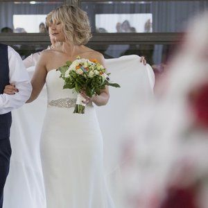 MARTINA LIANA CREAM SILK WEDDING GOWN SIZE 8